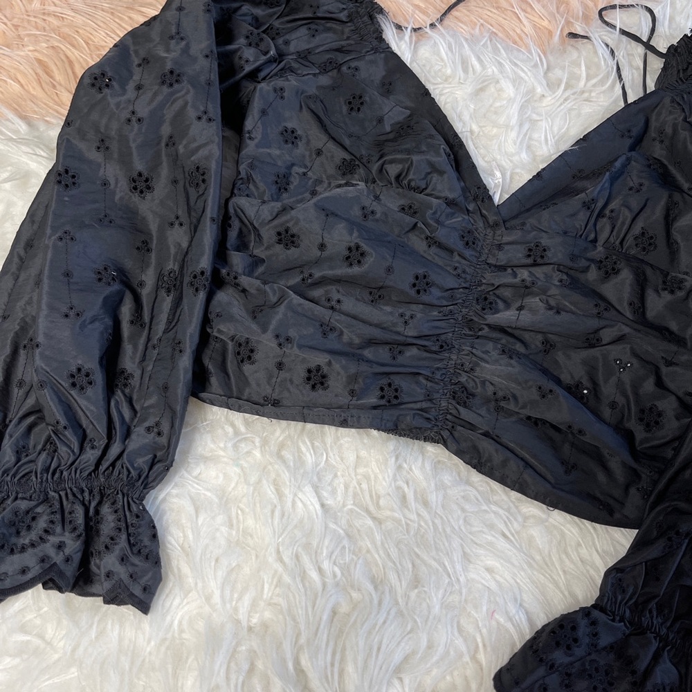 Free People Bella Eyelet Embroidered Puff Sleeve Top Blouse M $128 - Picture 4 of 8
